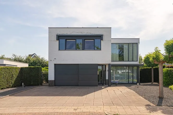 Vrijstaande woning te koop: Berlageplein 5, Parkheide Landgraaf