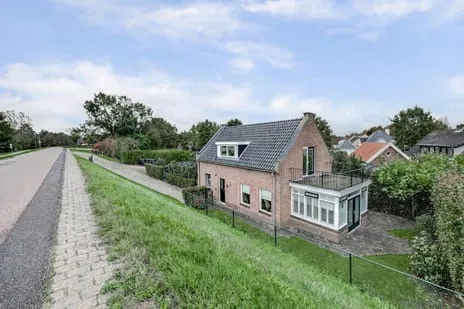 Vrijstaande woning te koop: Berm 1, Verspreide huizen Kerkdriel, Berm en Hoorzik Kerkdriel