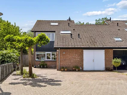 Hoekwoning te koop: Bermershof 611, Melle Uden