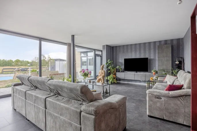 Appartement te huur: Bermweg 298, Bloemenbuurt-oost Capelle Aan Den Ijssel