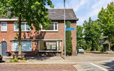 Hoekwoning te koop: Bernard de Waalstraat 28, Prins Bernhardplein en omgeving Utrecht