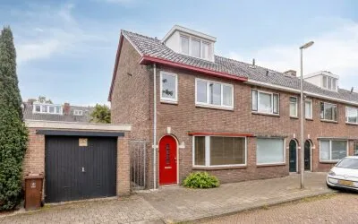 Hoekwoning te koop: Bernard de Waalstraat 30, Prins Bernhardplein en omgeving Utrecht