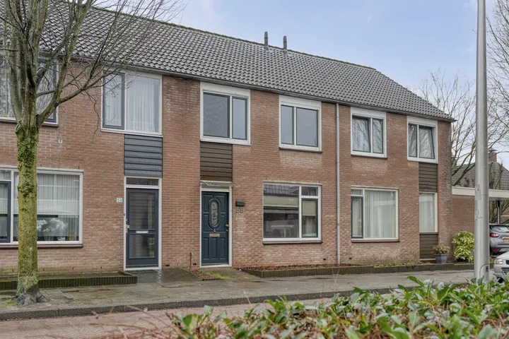 Tussenwoning te koop: Bernard ter Haarstraat 55, Roombeek-Roomveldje Enschede