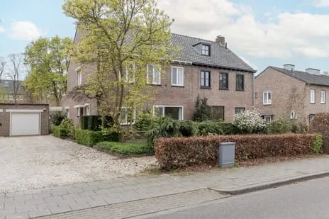 Twee-onder-één-kap te koop: Bernhardlaan 33, Kollenberg-Park Leyenbroek Sittard