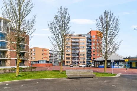 Appartement te koop: Bernhardplein 26F, Centrum Den Helder