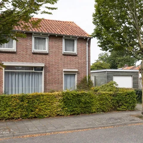 Hoekwoning te koop: Bernhardstraat 15, Groenlo