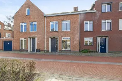 Tussenwoning te koop: Bernhardstraat 38, Boekel Boekel