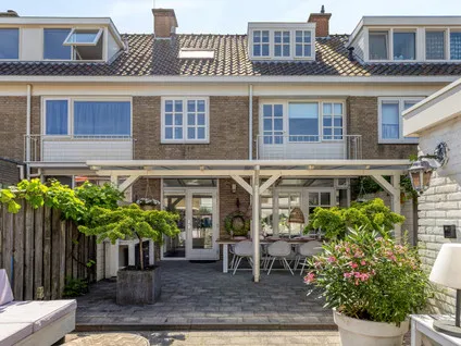 Terraced house for sale: Bernhardstraat 4, Rijnegom Zoeterwoude