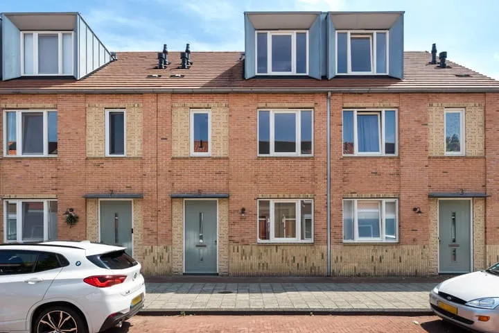 Tussenwoning te koop: Bernhardstraat 5, Noorderkwartier Leiden