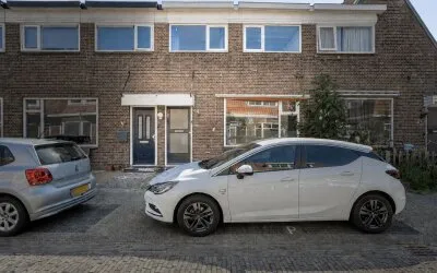Tussenwoning te koop: Bernhardus Bumastraat 34, Achter de Hoven Leeuwarden