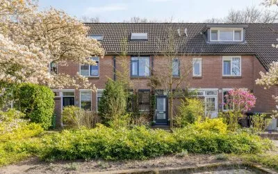 Tussenwoning te koop: Berninkholthoek 40, Helmerhoek-Zuid Enschede