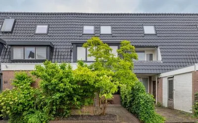 Tussenwoning te koop: Bertha von Suttnerstraat 23, Hoofddorp Pax West Hoofddorp