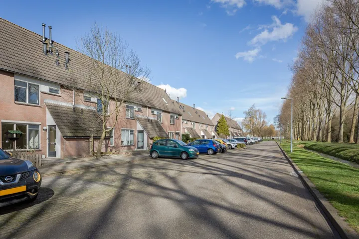 Hoekwoning te huur: Bervoetsbos 165, Hoofddorp Overbos Noord Hoofddorp