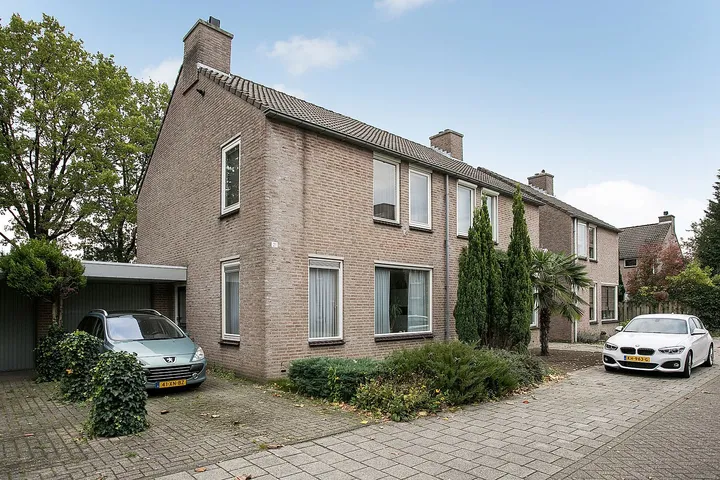 Tussenwoning te huur: Beryl 9, Blixembosch-West Eindhoven