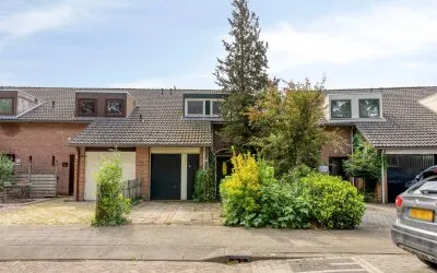Corner house for sale: Bessenlaan 14, Lockaert Oss