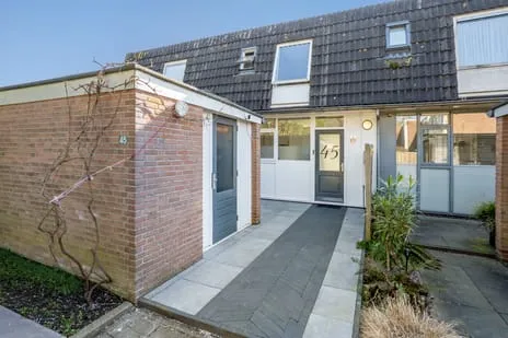 Tussenwoning te koop: Bessie Smithrode 45, Buytenwegh Zoetermeer