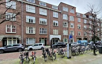 Appartement te huur: Bestevâerstraat 41-4, Trompbuurt Amsterdam