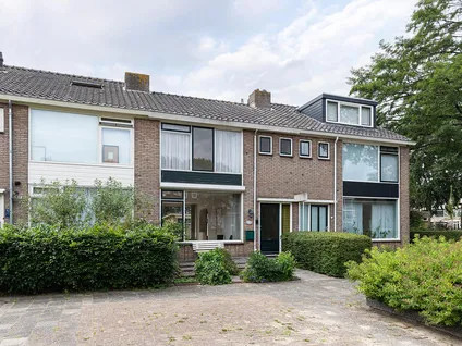 Tussenwoning te koop: Betje Wolffstraat 4, Erasmusbuurt Papendrecht