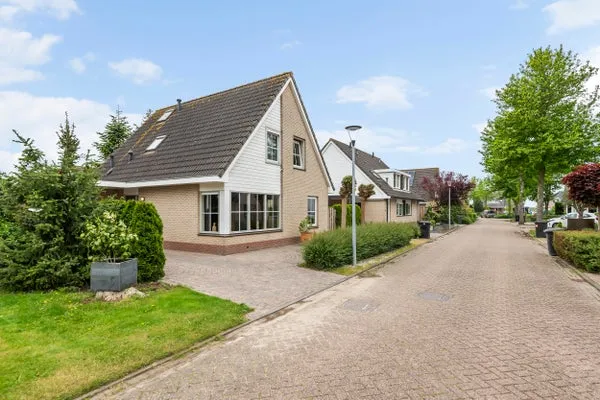 Detached house for sale: Betuwe Singel 59, Verspreide huizen Echteld Echteld