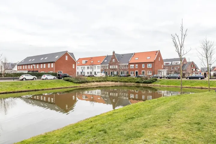 Hoekwoning te huur: Betuwestraat 40, Hoge Veld 'S-Gravenhage