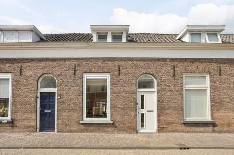 Tussenwoning te koop: Betuwestraat 49, Latenstein Tiel
