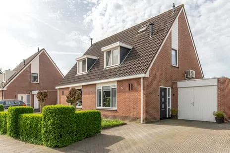 Tussenwoning te koop: Beugel 195, Nijehaske Heerenveen