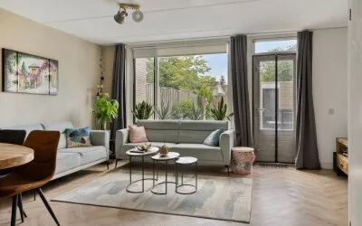 Tussenwoning te koop: Beugelhoek 11, Helmerhoek-Noord Enschede