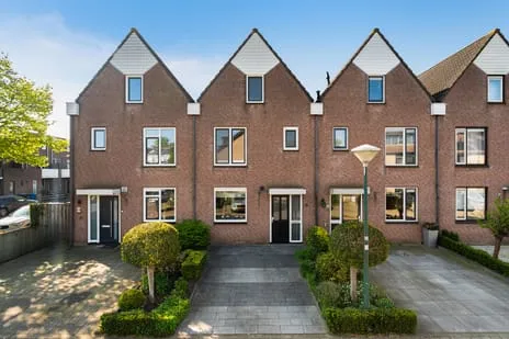 Tussenwoning te koop: Beuger 3, Molenvliet-West Woerden