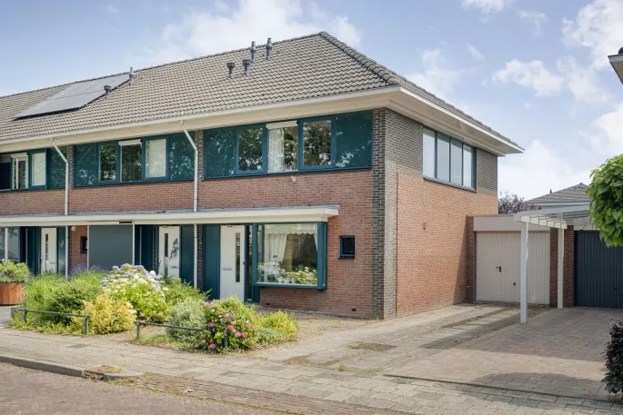 Terraced house for sale: Beukemastraat 39, Zuid Hoogeveen