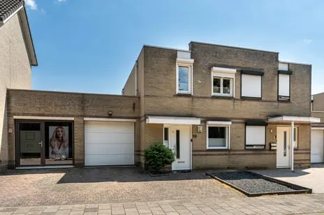 Tussenwoning te koop: Beukenbosweg 18, Chevremont Kerkrade