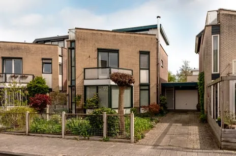 Tussenwoning te koop: Beukenhof 134, Archipel, Beukenhof, Rozengaard Lelystad