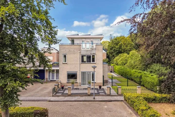 Corner house for sale: Beukenhof 2, Archipel, Beukenhof, Rozengaard Lelystad