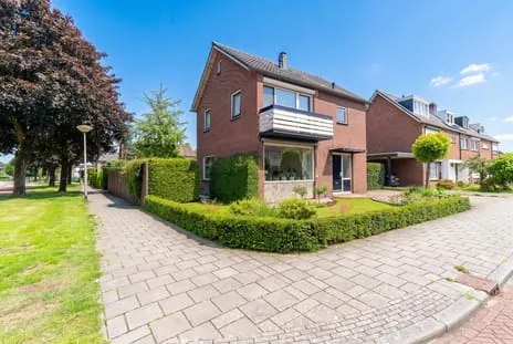 Vrijstaande woning te koop: Beukenlaan 1, De Maaten Wierden