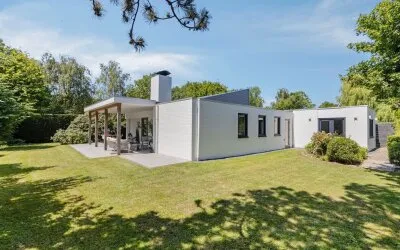 Vrijstaande woning te koop: Beukenlaan 12, Oostkapelle