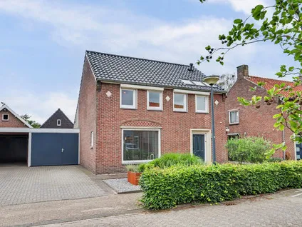 Detached house for sale: Beukenlaan 39, Reusel Reusel