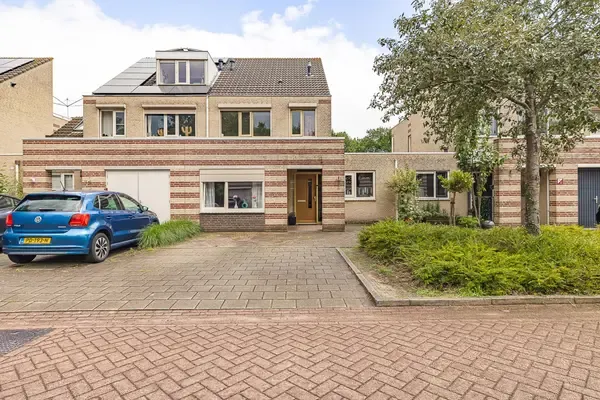 Terraced house for sale: Beukenstuklaan 36, Petenbos Veenendaal