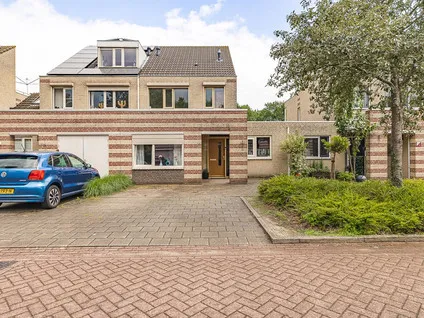 Tussenwoning te koop: Beukenstuklaan 36, Petenbos Veenendaal