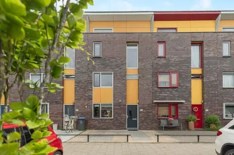 Tussenwoning te koop: Beukenwede 114, Meerwede Noordwest Barendrecht