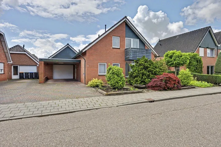 Twee-onder-één-kap te koop: Beuksveld 35, Meddo Winterswijk Meddo