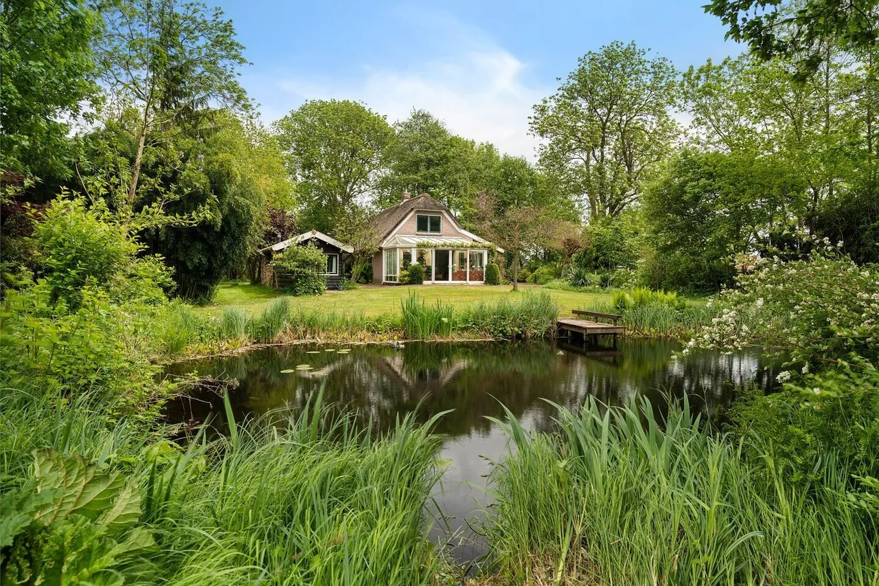 Vrijstaande woning te koop: Beulakerweg 12, Giethoorn