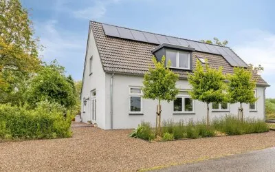 Vrijstaande woning te koop: Beuningsestraat 2, Buitengebied Aerdt Aerdt