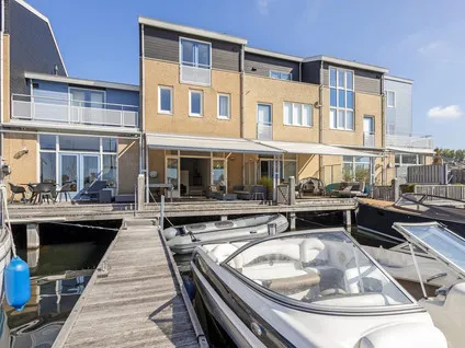 Tussenwoning te koop: Beurtschippersstraat 17, Kortgene-Oost Kortgene