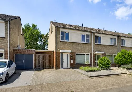 Hoekwoning te koop: Bevelandselaan 26, Kern Heythuysen Heythuysen