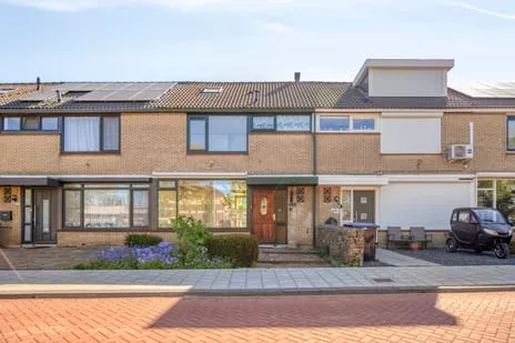 Tussenwoning te koop: Beverveen 259, Beverveen Spijkenisse