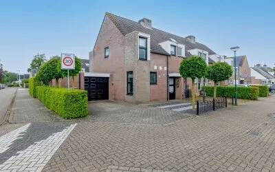 Hoekwoning te koop: Beverweide 2, Bunderse Hoek Zuid Veghel