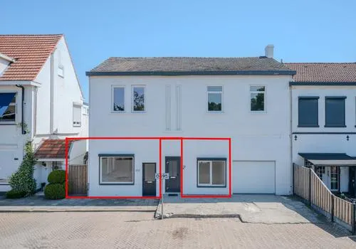 Hoekwoning te koop: Bevrijdingsweg 111, Auxillatrix Venlo