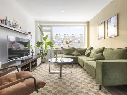 Appartement te koop: Bezettingslaan 24, Groningen