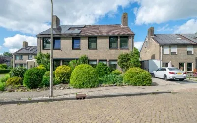 Tussenwoning te koop: Bieleveldlaan 73, Zuid Hoogeveen