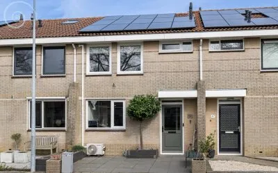 Tussenwoning te koop: Bieningen 45, Ouddorp zuid Ouddorp