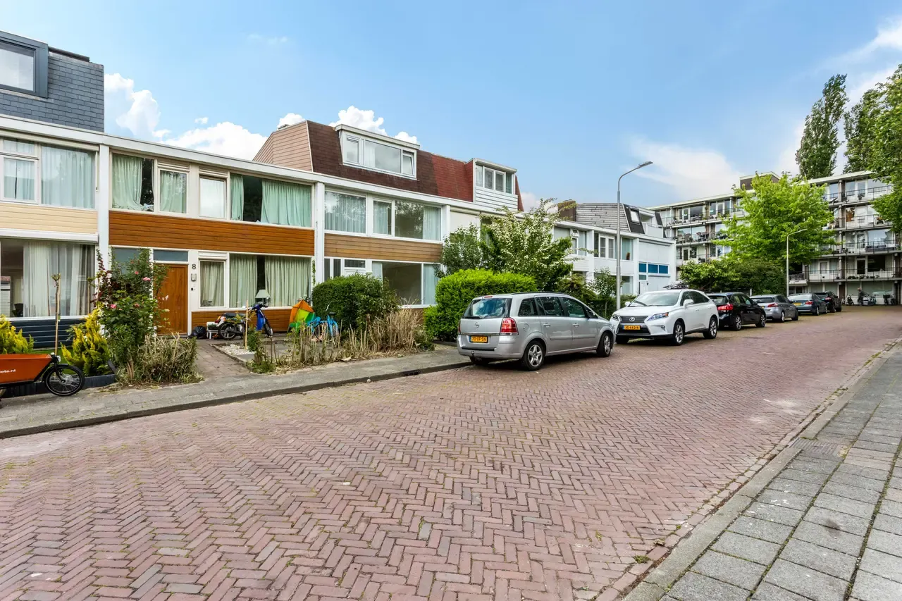 Tussenwoning te huur: Biesbosch 10, Amstelveen